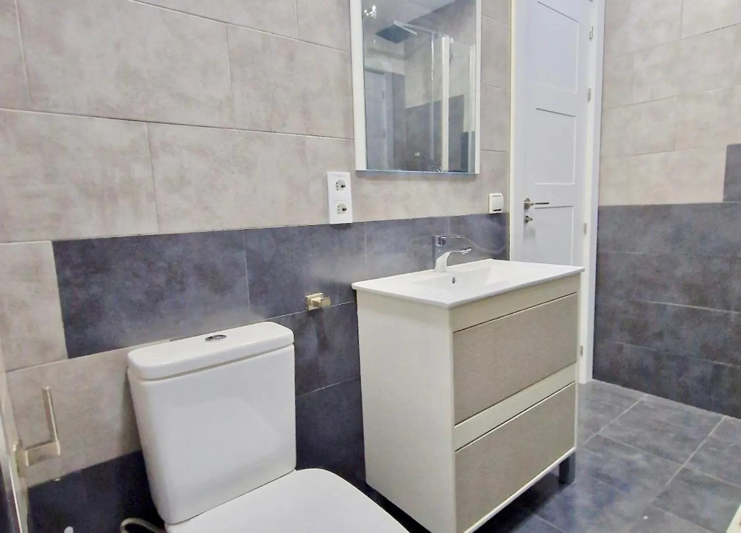 Sr Malagueta Beach Front Wonderful Sea View 말라가 0*,