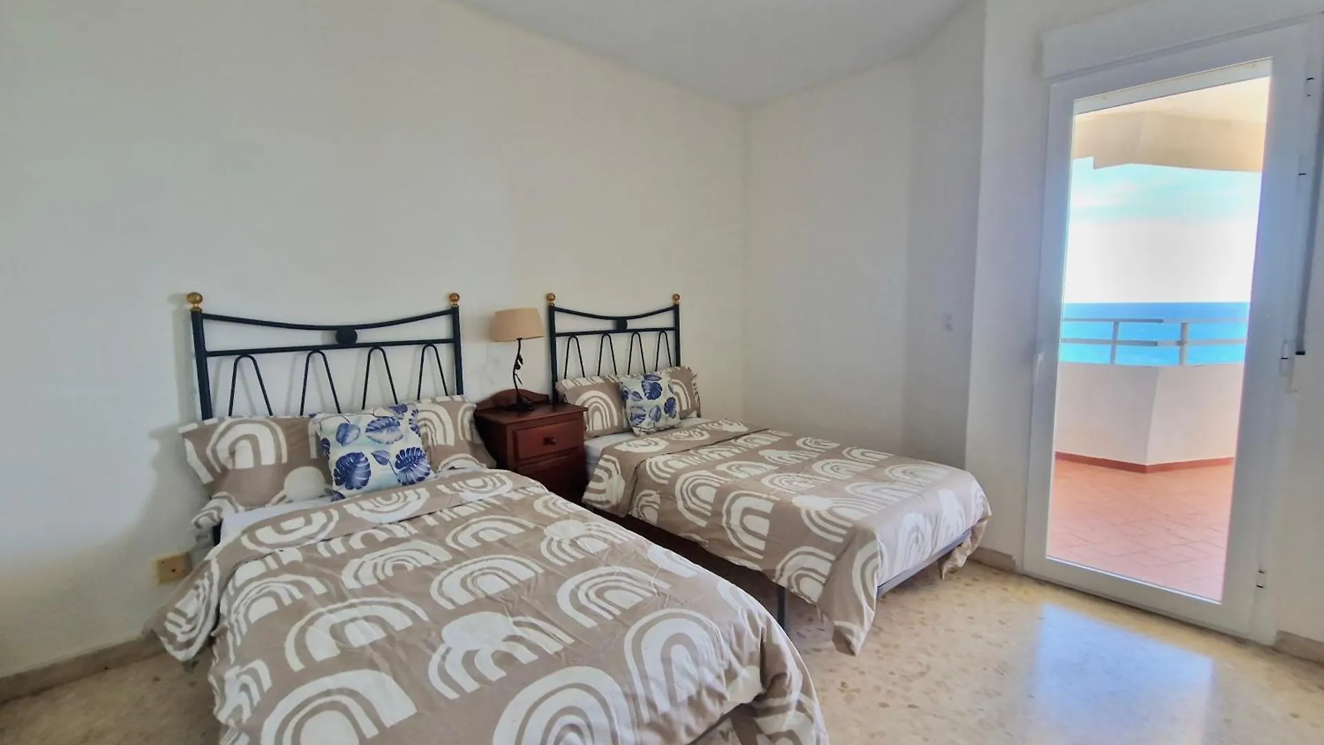 아파트 Sr Malagueta Beach Front Wonderful Sea View 말라가 스페인